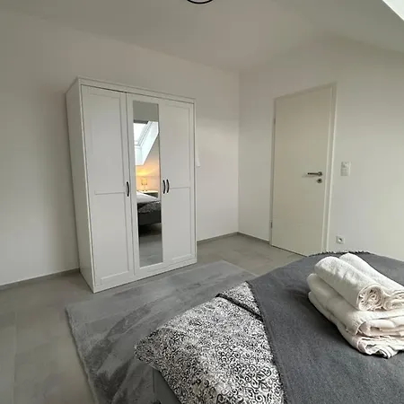 Spacieux 2 Dans Nouvelle A Daire